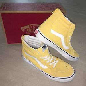 SK8-Hi Zip Yellow Vans
